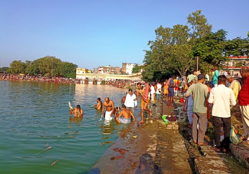 सोह्र श्राद्ध -गङ्गासागर पोखरी(फोटो समाचार)