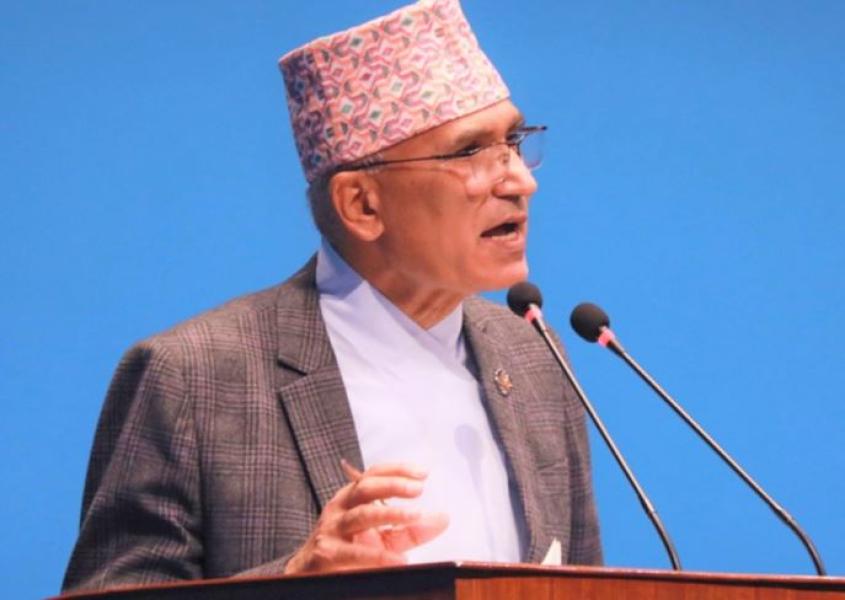 पूँजिबजार अस्थिर भएकोमा अर्थ मन्त्री चिन्तित