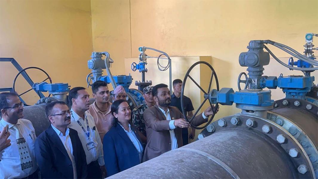 मेलम्चीको पानी काठमाडौँ उपत्यकामा बितरण, मन्त्री यादवद्धारा सुभारम्भ