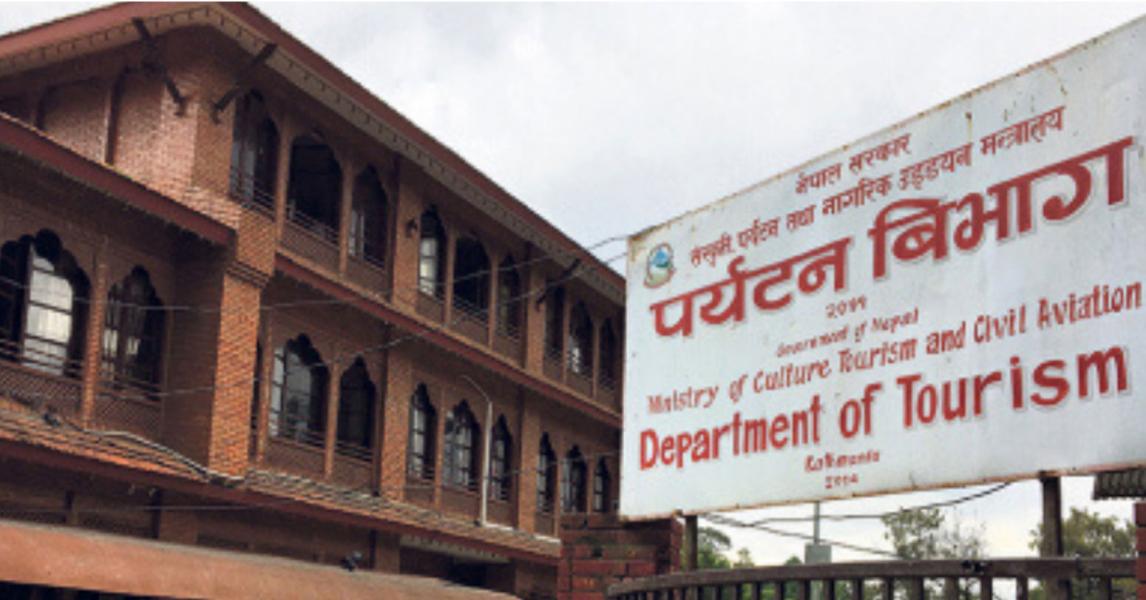 तारे होटेलमा प्लास्टिकजन्य बोतलका पेय पदार्थमा रोक