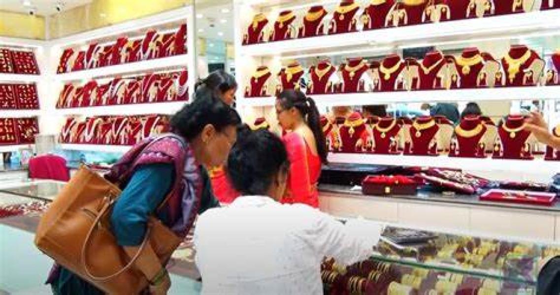 तोलामा १५ सय रुपैयाँ बढ्यो सुन