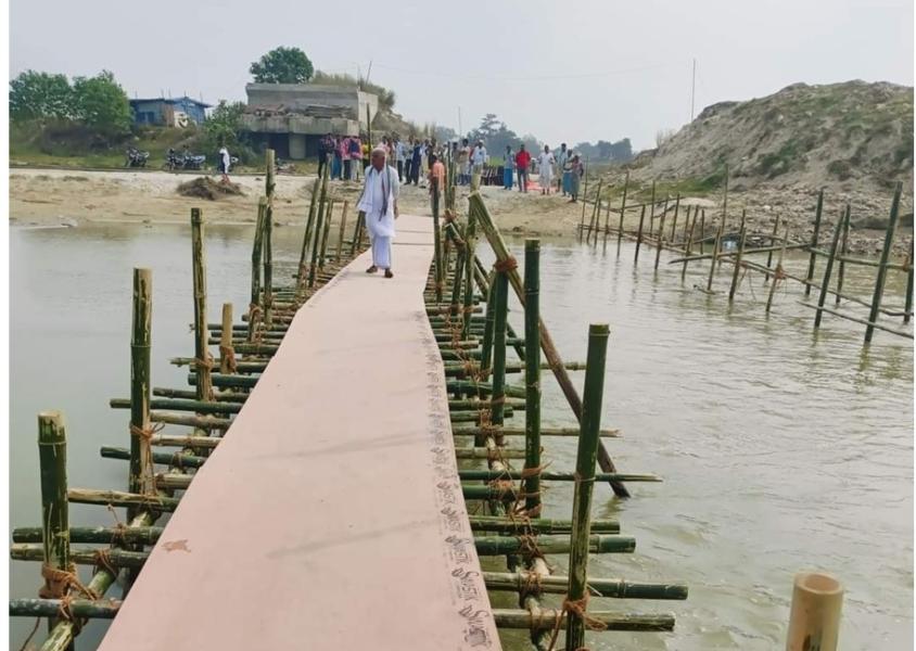 कमला नदीमा अस्याथी पुल निर्माण