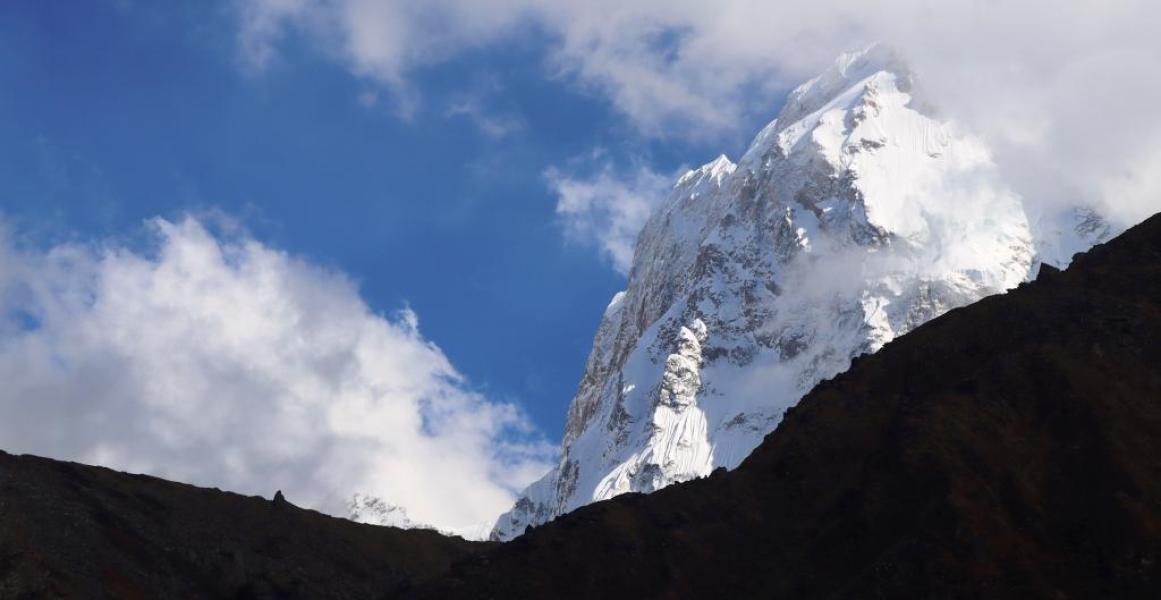 खाम्बाजेनबाट देखिएको कुम्भकर्ण