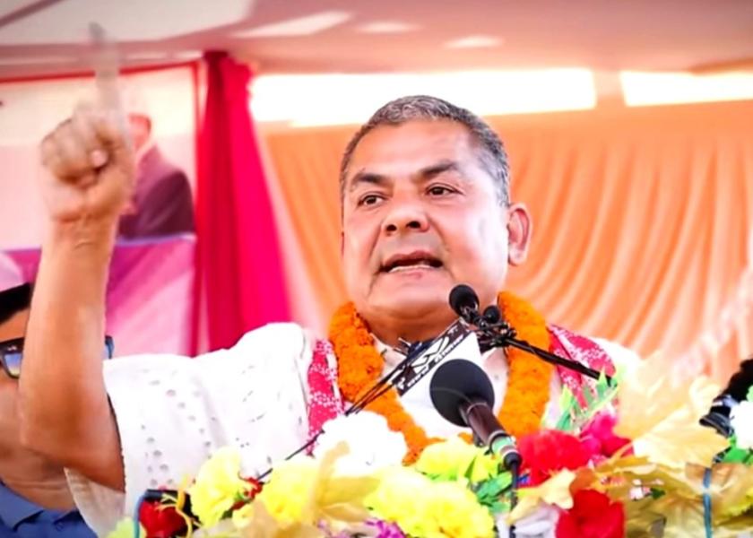 प्रधानमन्त्री विरुद्ध भ्रामक प्रचार गर्ने दुर्गा प्रसाईँ पक्राउ