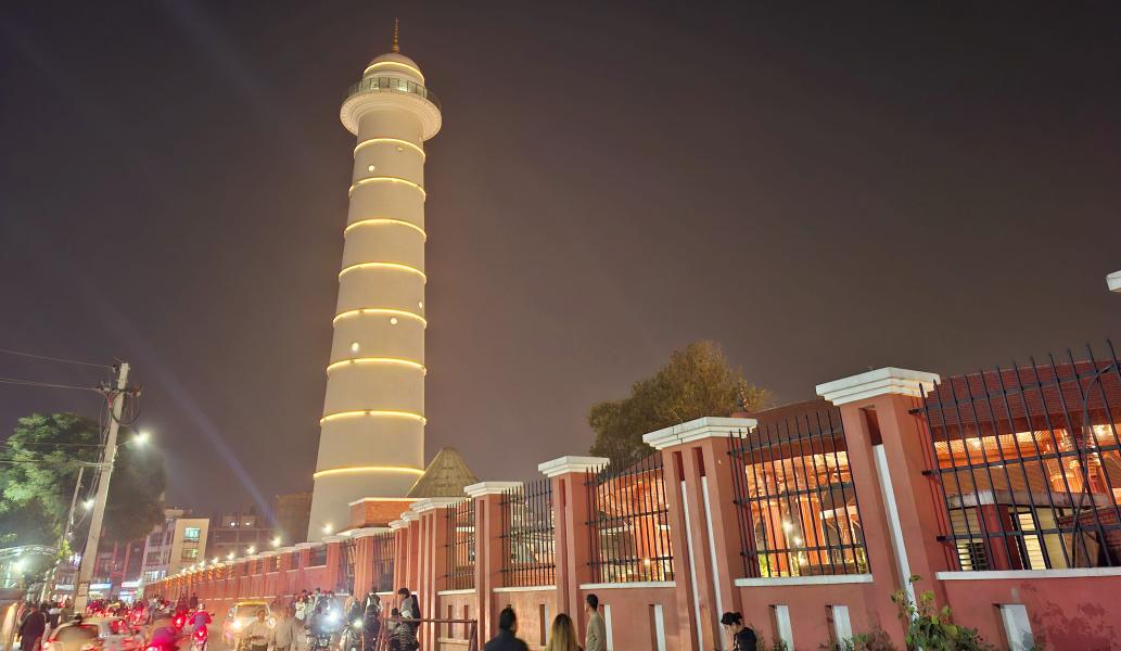 आजदेखि धरहरा चढ्न नेपालीलाई दुई सय र विदेशीलाई एक हजारसम्म शुल्क