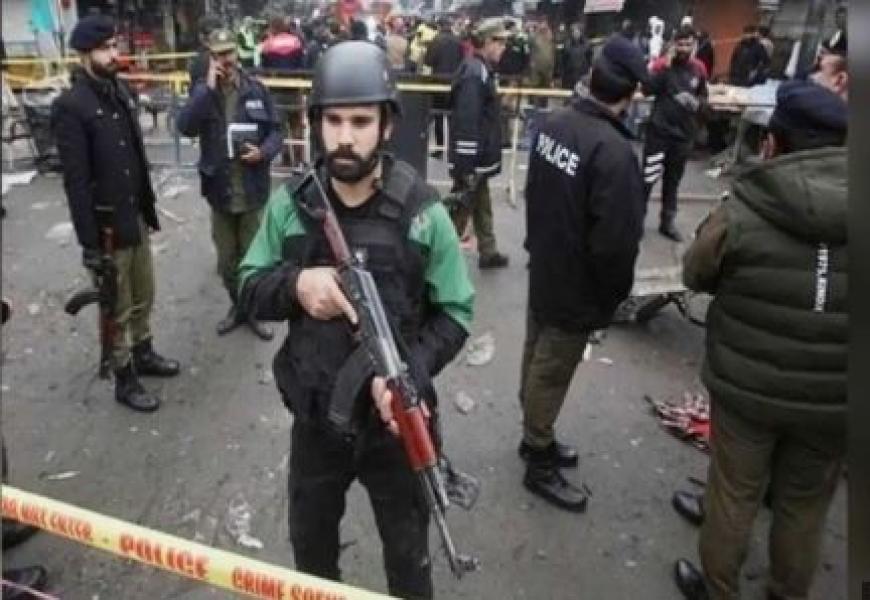 पाकिस्तानमा तीन दिनमा ८२ जनाको मृत्यु