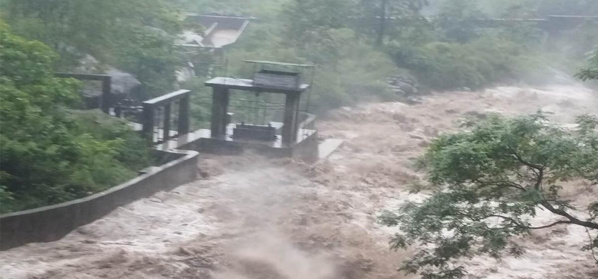 असोजमा आएको बाढीले क्षति भएको भन्दैै सवा १२ अर्बको बिमा दाबी