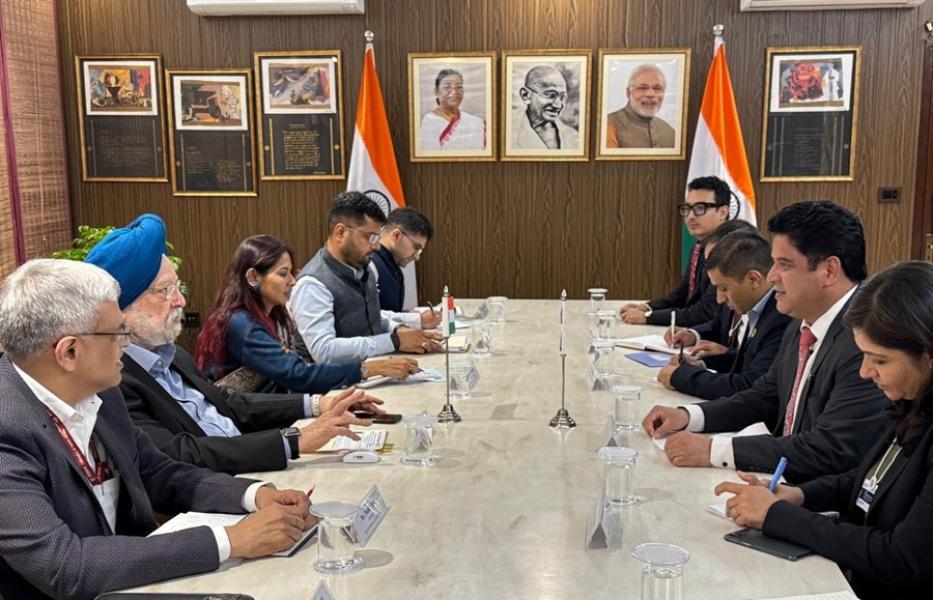 सिलीगुडी-झापा र अमलेखगञ्ज-चितवन पाइपलाइन विस्तारबारे छलफल