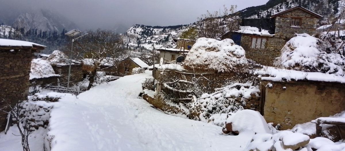 हुम्लामा हिमपात