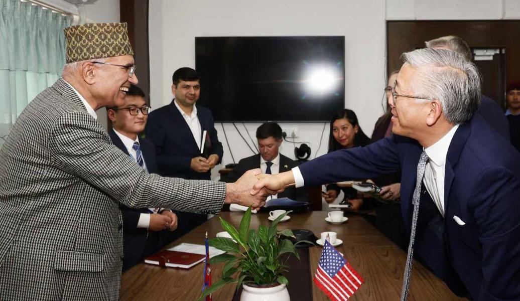 अर्थमन्त्री पौडेल र अमेरिकी सहायक विदेशमन्त्री लुबीच भेटवार्ता