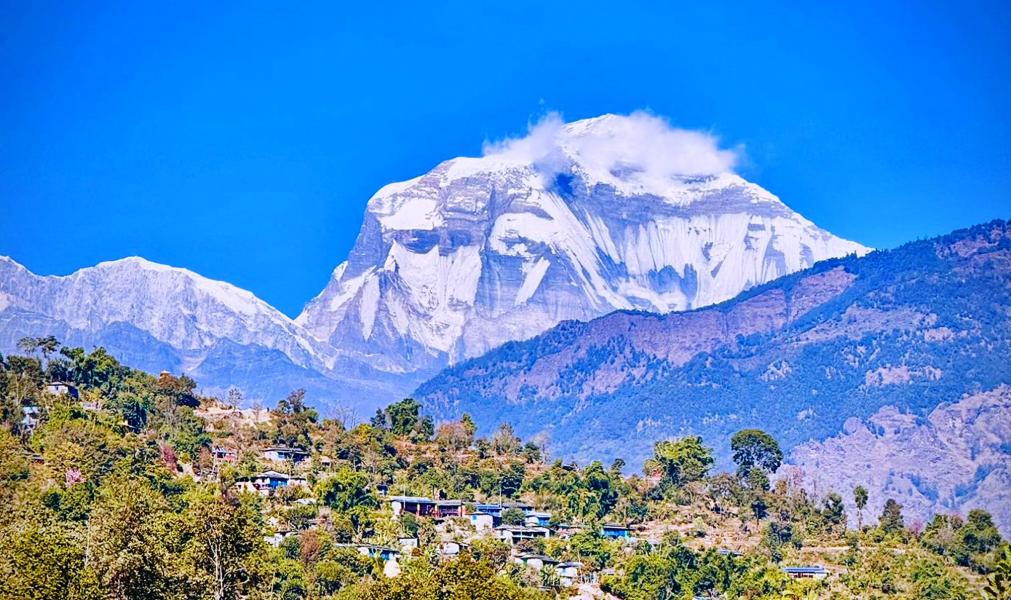 घतानबाट देखिएको धौलागिरि