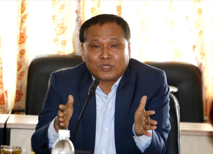 घिसिङलाई प्राधिकरणबाट हटाएर उर्जा आयोग सरुवा गर्ने सरकारको तयारी