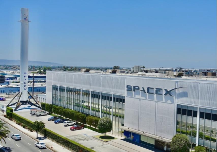 स्पेसएक्सद्वारा २१ वटा ‘स्टारलिङ्क इन्टरनेट उपग्रह’ अन्तरिक्षमा प्रक्षेपण