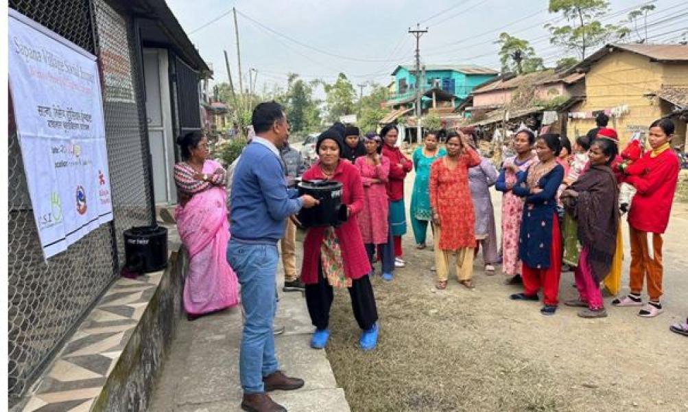 नौ सय ५० विपन्न परिवारलाई चुलो वितरण