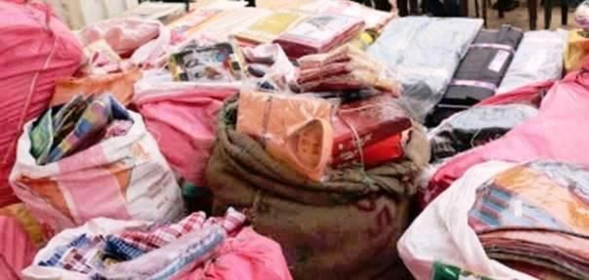 भन्सार छली ल्याएका कपडा बरामद