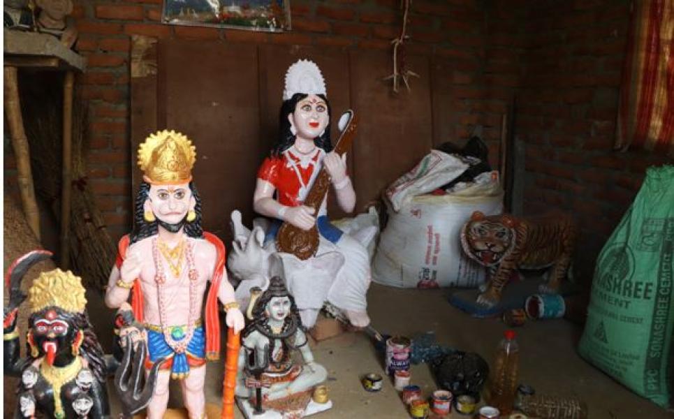 विदेशबाट फर्केपछि मूर्ति बनाउन सिकेका ‘चित्रप्रसाद’