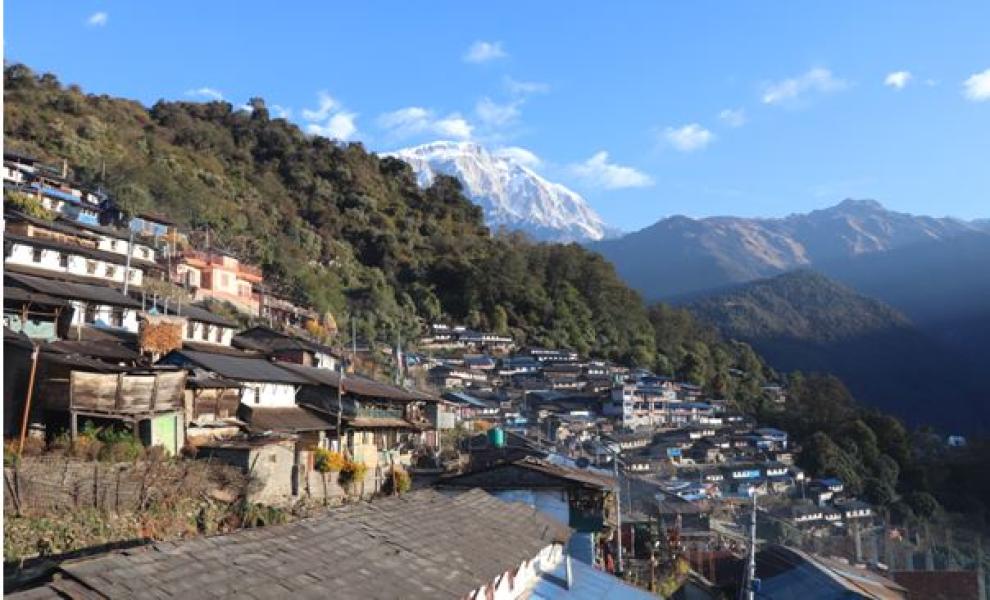 सिक्लेसमा ठेलो हान्ने मेला