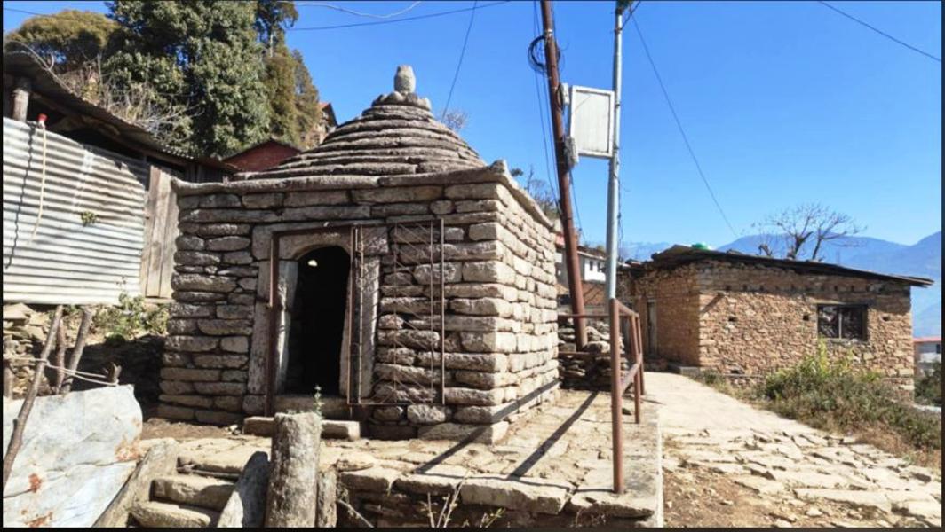 ढुङ्गेश्वरी महादेव मन्दिर