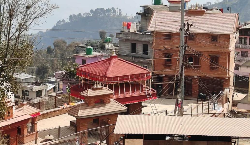 शिवरात्रि पर्वकालागि सिँगारिँदै मन्दिर