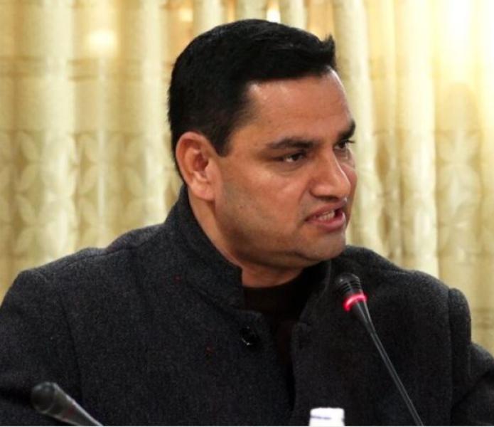 स्वास्थ्य बीमा हटाउने होइन, व्यवस्थित गर्ने हो, दुई चरणको काम थालि सक्यौं :  स्वास्थ्य मन्त्री पौडेल