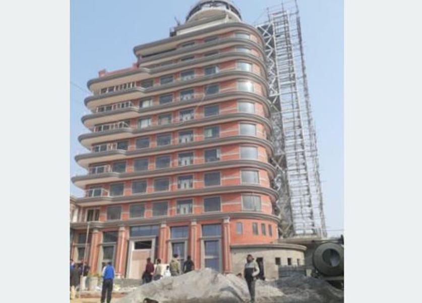 पाँचतारे  होटल बन्दीपुर हिलको निर्माण अन्तिम चरणमा