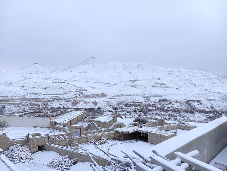 हिमपातपछि सेताम्मे लोमान्थाङ