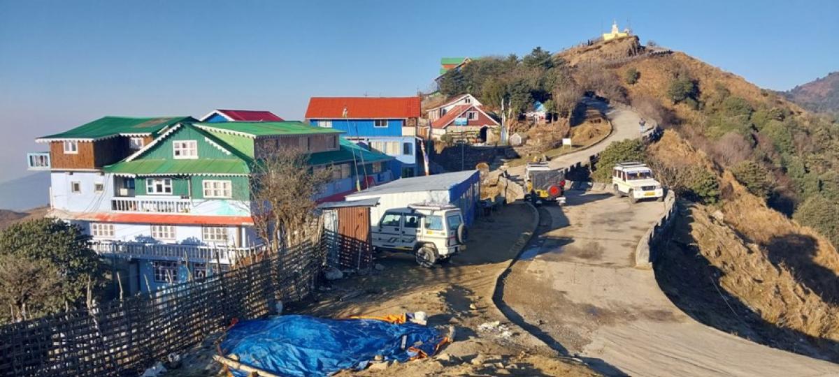 सीमावर्ती क्षेत्रमा पढ्न भारतीय विद्यालयकै भर