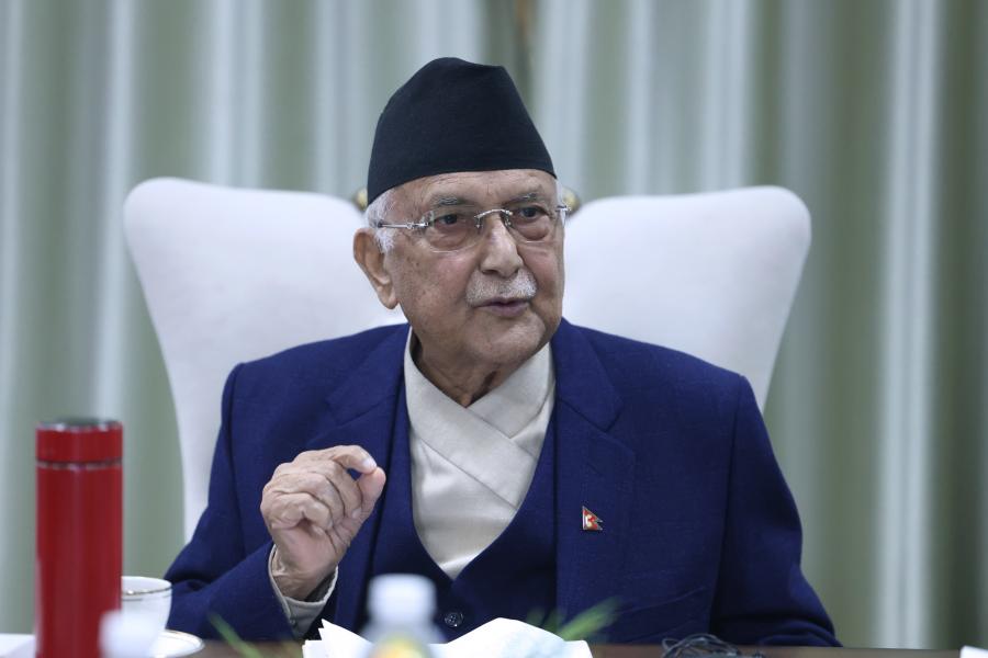 प्रधानमन्त्रीसँग अन्तर्राष्ट्रिय गोलरक्षक बुफनको भेट