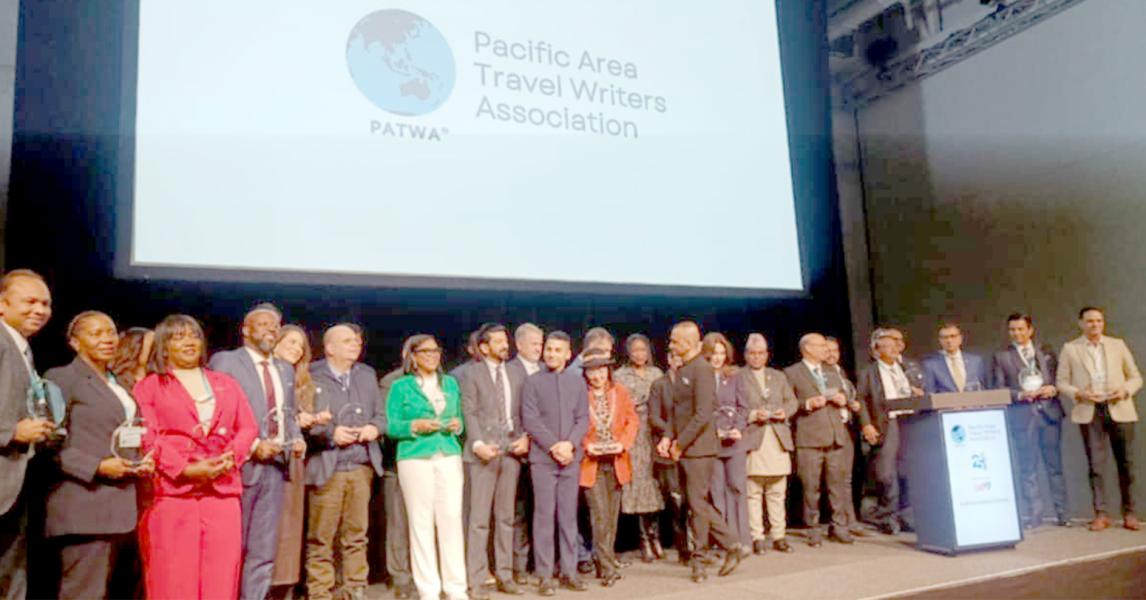 पर्यटनमन्त्री पाण्डेलाई ‘टुरिजम मिनिस्टर अफ दी एयर’ अवार्ड