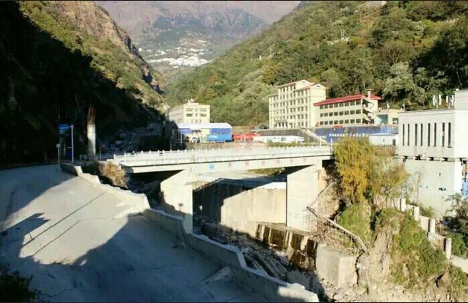 तातोपानी नाकाबाट निकासी खुल्न सकेन