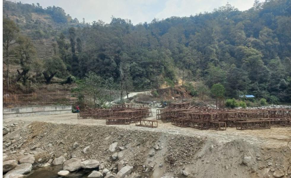 भुरुङ्दीखोलामा मोटरेबल पुल नौ वर्षसम्म अधुरै