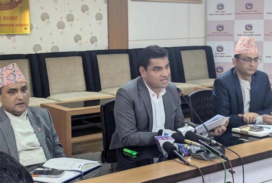 नागरिकलाई थप भार नपर्ने गरी स्वास्थ्य बीमा व्यवस्थित गरिने : स्वास्थ्य मन्त्री