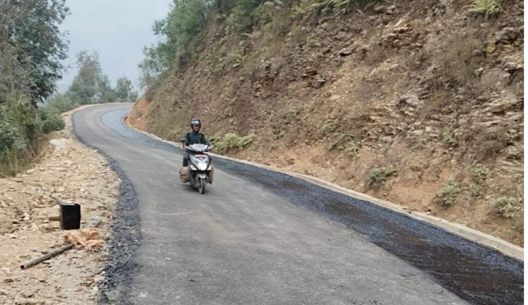 भीरकोटमा दुई सडक कालोपत्र