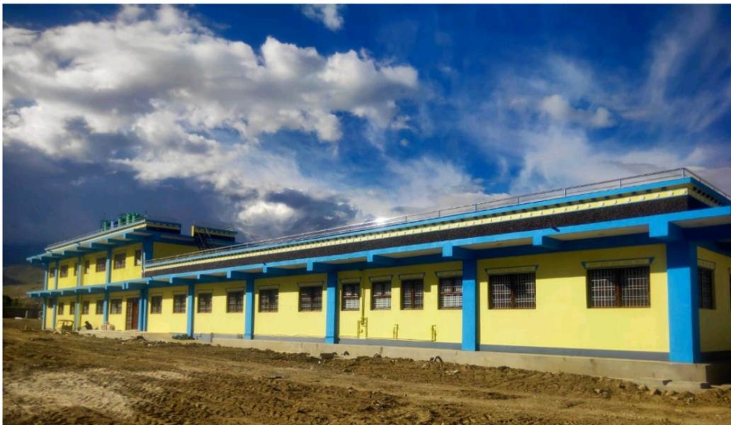 लोमान्थाङमा अस्पताल बन्यो, उपकरण र जनशक्ति खाँचो