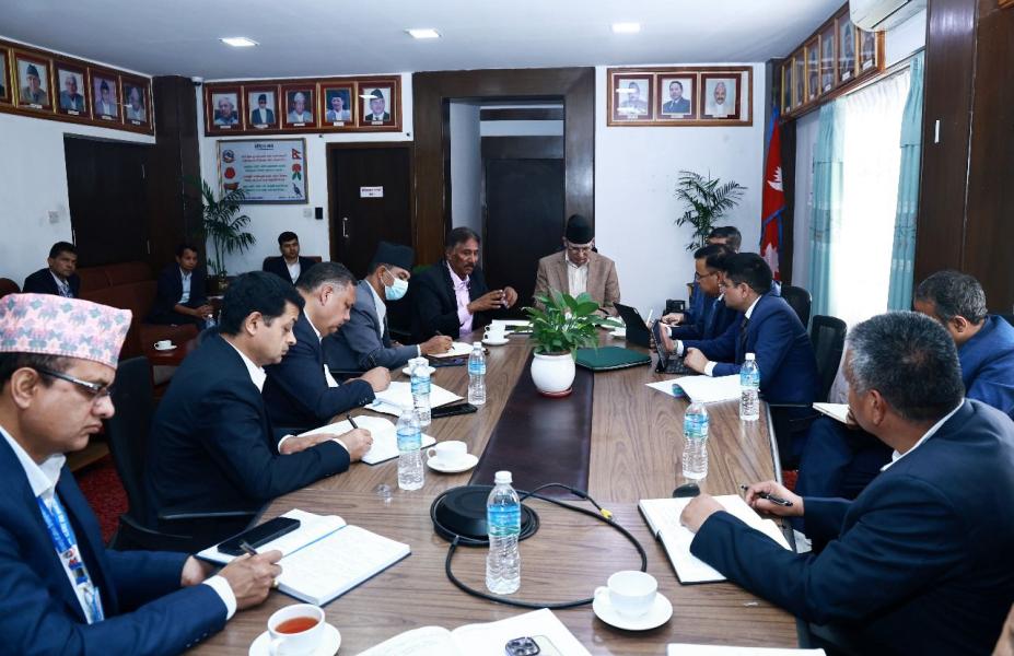 सामाजिक सुरक्षासँग जोडिएका कार्यक्रमहरुलाई गम्भीर रुपमा समीक्षा गर्न जरुरी