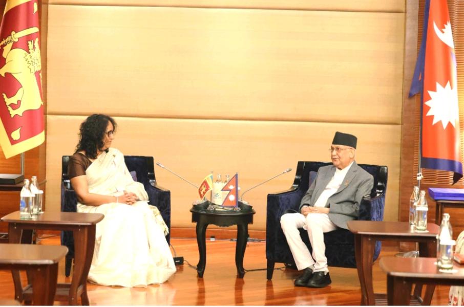 प्रधाानमन्त्री ओली र श्रीलङ्काका प्रधानमन्त्री अमरासुरियाबीच भेटवार्ता