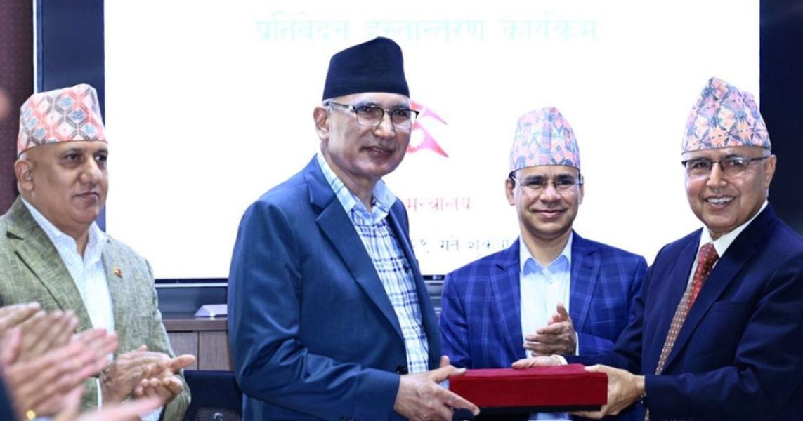 यस्ता छन् पुँजीबजार सुधार्न आयोगले दिएका सुझाव