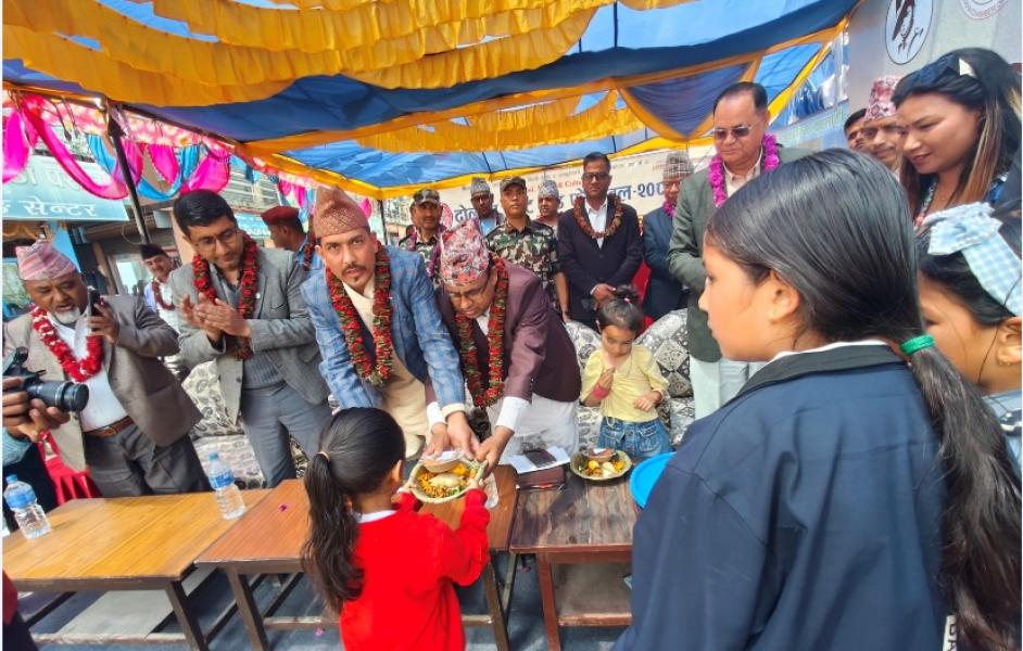 नववर्षको अवसरमा दोलखा स्ट्रिट फुड फेस्टिभल