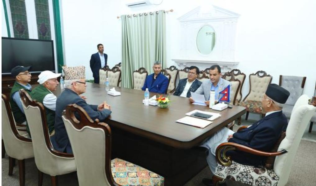 प्रधानमन्त्रीसमक्ष सगरमाथा संवाद कार्यक्रमबारे माओवदी केन्द्रको ध्यानाकर्षण