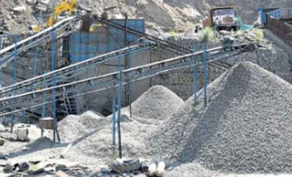 काभ्रेपलाञ्चोकका सात अवैध खानीक्रसर बन्द