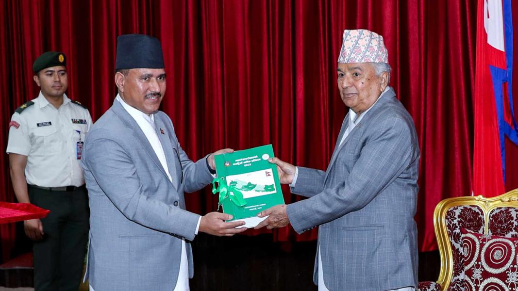 देशको बेरुजु १२ खर्ब ८४ अर्ब