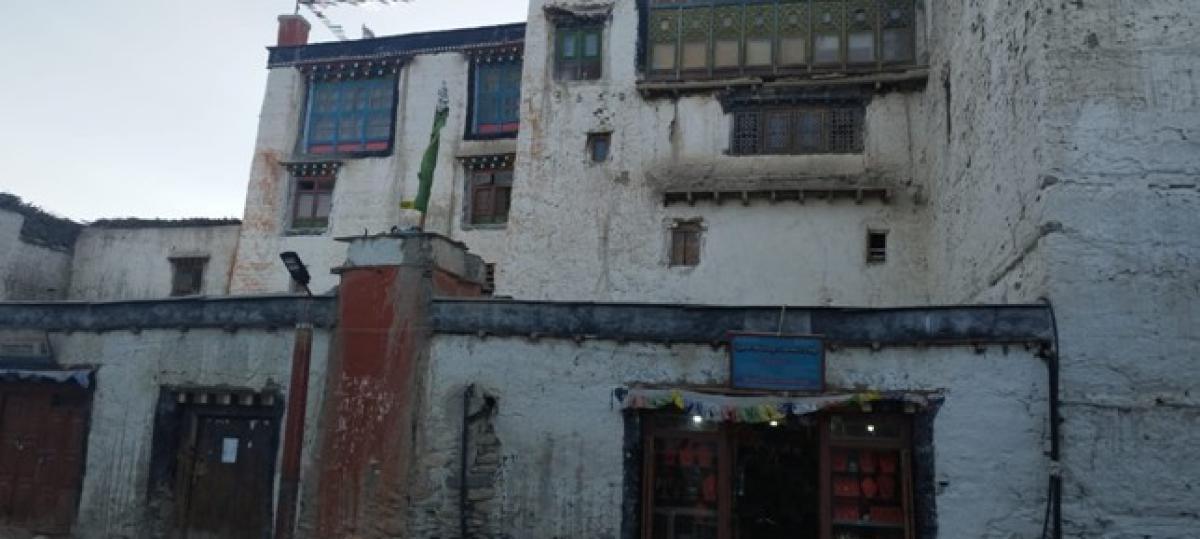 संरक्षणको प्रतीक्षामा लोमान्थाङको टास्सी ध्याफेल दरबार