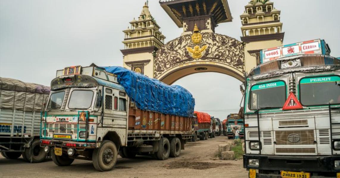 १० महिनामा निर्यातमा ७२ प्रतिशत र आयातमा १३ प्रतिशत बृद्धि