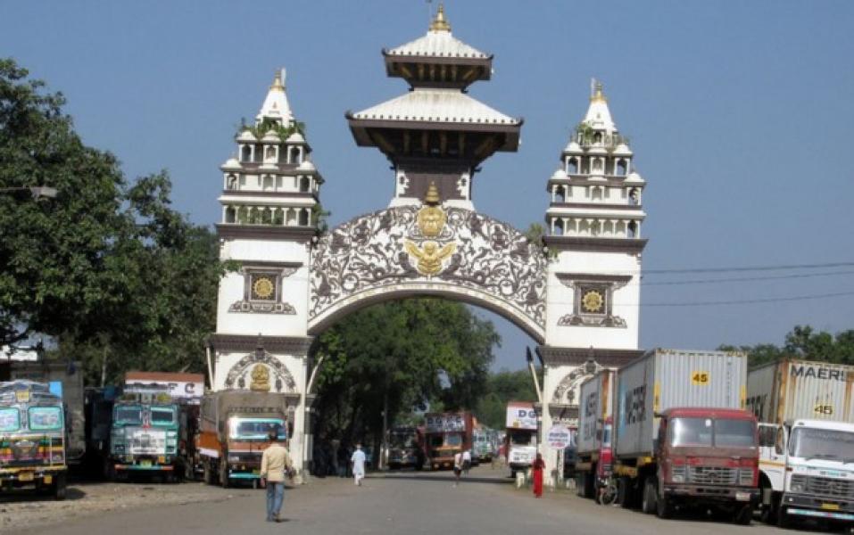 वीरगञ्ज नाका :   पाँच खर्ब छ अर्ब आयात र ७९ अर्ब निर्यात