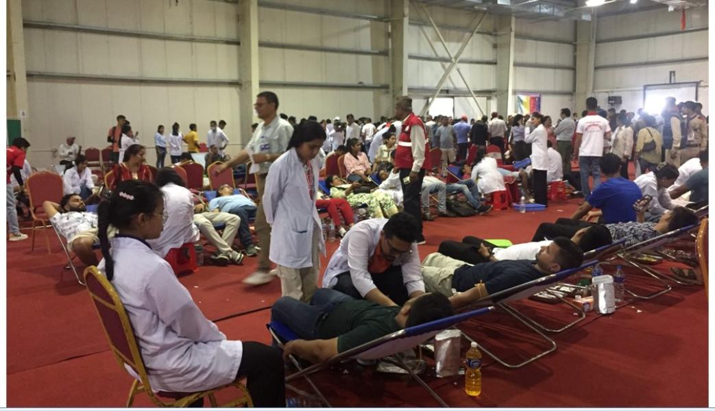 एकैस्थानमा एक हजार ७१७ जनाले रक्तदान गरेर नयाँ ‘रेकर्ड’  कायम