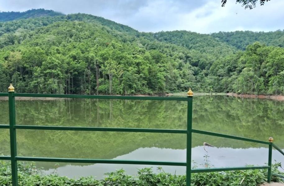 घोरहीमा रहेको ज्यामिरे दह पर्यटकको रोजाइमा