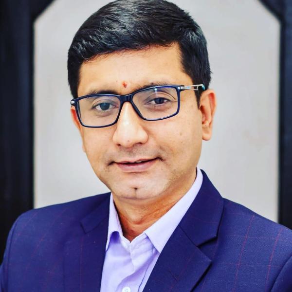 भिसा पाइसकेपछि पनि भाषा परीक्षा? प्रशिक्षार्थी युवामाथि ‘सिन्डिकेट’को लुट, कांग्रेस नेता शिवाकोटीले मागे कारबाही