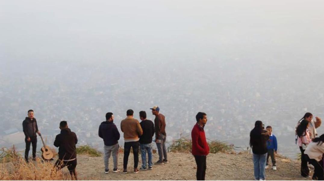 धरानको चिन्डेडाँडामा पर्यटकको चहलपहल