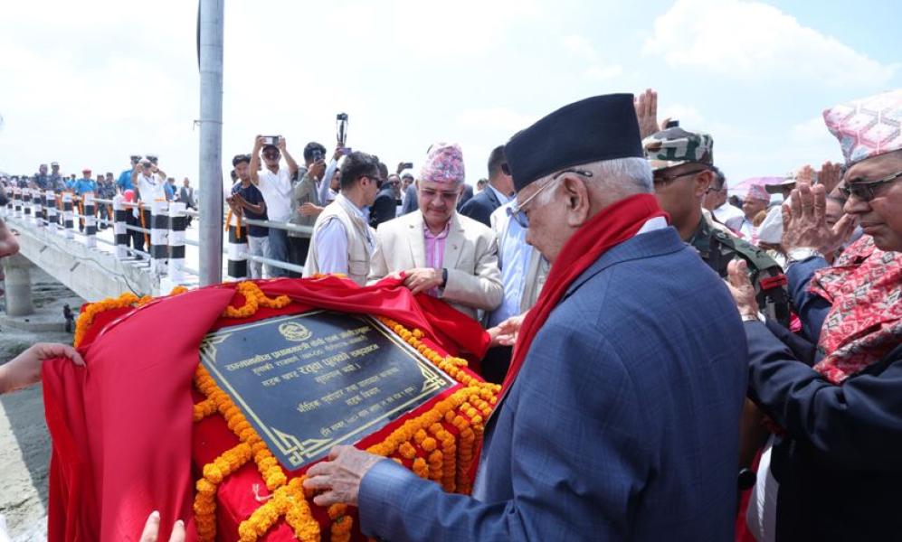 प्रधानमन्त्रीबाट हुलाकी राजमार्गको रतुवा पुल उद्घाटन