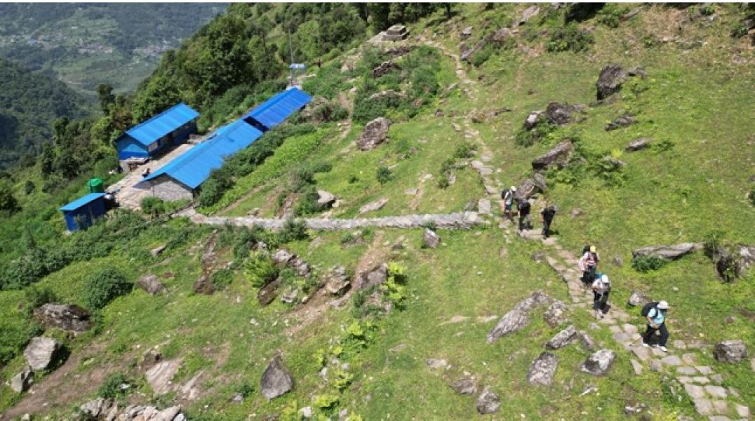 चन्दा सङ्कलन गरी २७ किलोमिटर पदमार्ग निर्माण